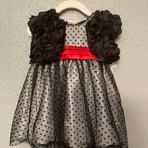 #nannetta baby black and white polka dot with red details